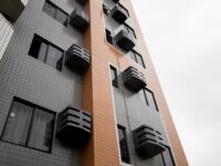 Caixas de ar-condicionado do Condomínio Guarujá após substituição